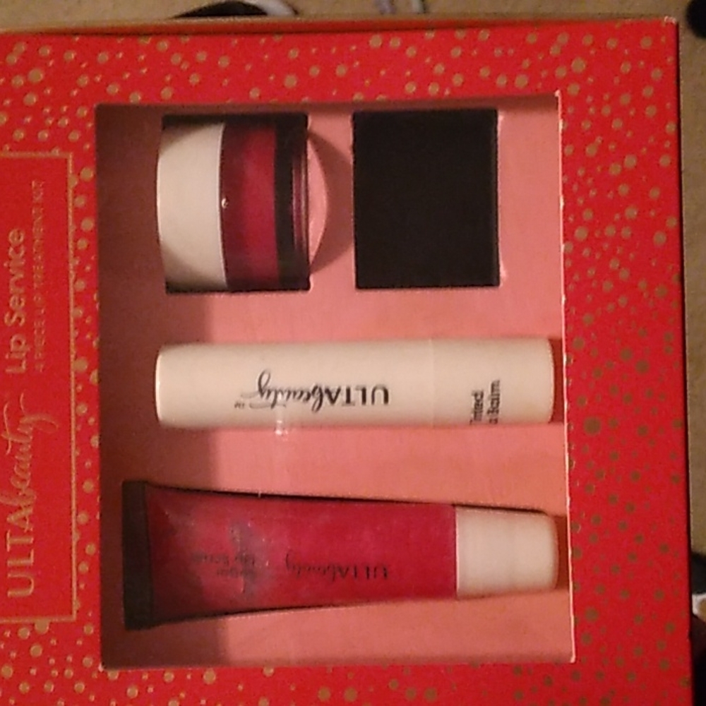 Ulta lip serve kit